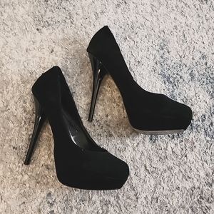 Steve Madden Caryssa Black Suede Heels 10M